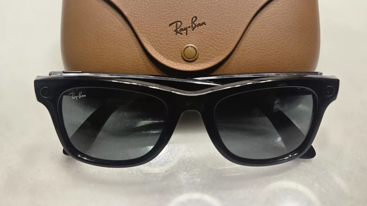 Noruega se prepara para prohibir las gafas con IA en lugares públicos